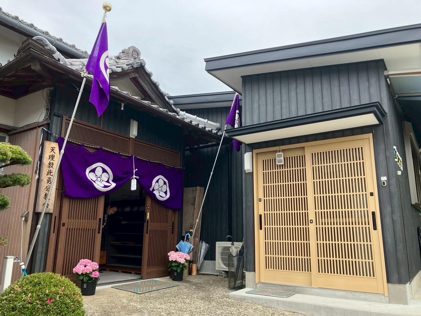 此勇分教会の玄関
